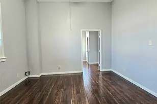 4226 Winnie St, Galveston, TX 77550 - Photo 4