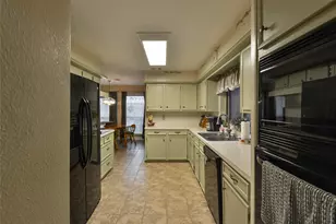 3114 Falling Brook Dr, Kingwood, TX 77345 - Photo 6