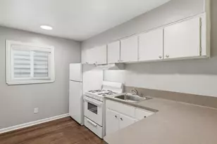 1840 Richmond Ave, Houston, TX 77098 - Photo 8