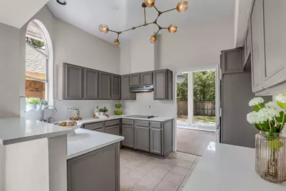 22 Cedar Chase Place, The Woodlands, TX 77381 - Photo 14