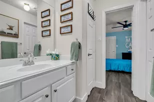 6746 Conroe Cir, Manvel, TX 77578 - Photo 16