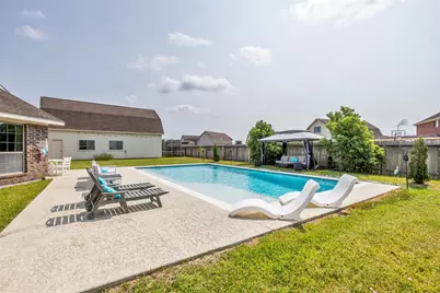 6746 Conroe Circle, Manvel, TX 77578 - Photo 22
