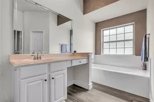 6746 Conroe Cir, Manvel, TX 77578 - Photo 12