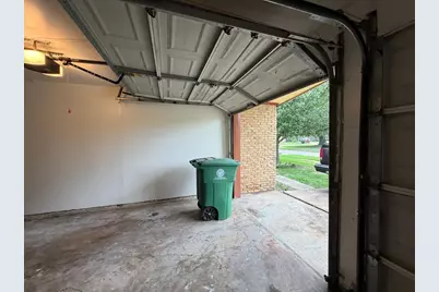 8806 Glenloch Drive, Houston, TX 77061 - Photo 30