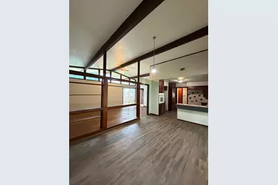 8806 Glenloch Drive, Houston, TX 77061 - Photo 6