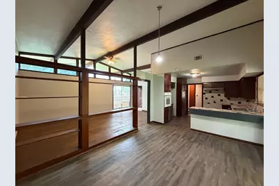 8806 Glenloch Drive, Houston, TX 77061 - Photo 4