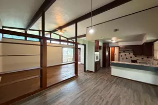 8806 Glenloch Dr, Houston, TX 77061 - Photo 4