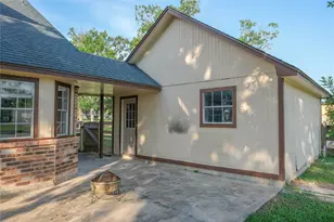 108 Otter Trail, Lake Jackson, TX 77566 - Photo 40