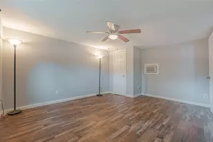 4206 Walker St, Houston, TX 77023 - Photo 6