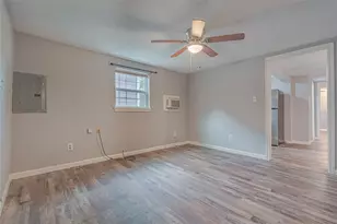 4206 Walker St, Houston, TX 77023 - Photo 10