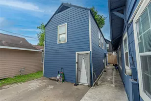 4206 Walker St, Houston, TX 77023 - Photo 12