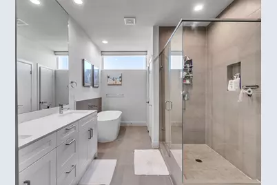 5702 Rucio Lane, Houston, TX 77092 - Photo 16