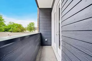 5855 Dolores St, Houston, TX 77057 - Photo 30