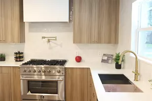 6214 Yarwell Dr, Houston, TX 77096 - Photo 2