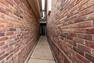 10526 Willow Park View, Houston, TX 77070 - Photo 4