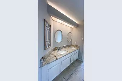 16130 Seahorse Drive, Houston, TX 77062 - Photo 18