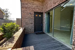 16130 Seahorse Dr, Houston, TX 77062 - Photo 2