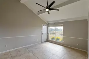 16130 Seahorse Dr, Houston, TX 77062 - Photo 10