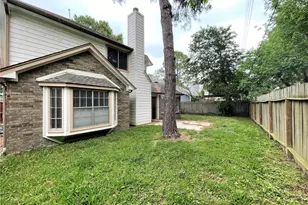 8406 Lake Crystal Dr, Houston, TX 77095 - Photo 24