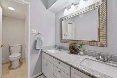 2100 Tanglewilde Street #740, Houston, TX 77063 - Photo 26