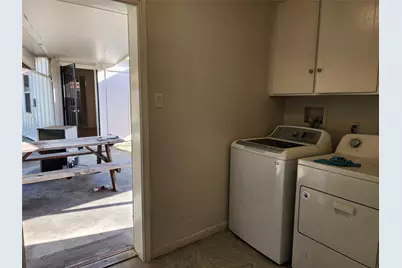 8531 Hiawatha Drive, Houston, TX 77036 - Photo 22