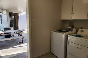 8531 Hiawatha Dr, Houston, TX 77036 - Photo 22