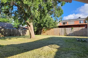8531 Hiawatha Dr, Houston, TX 77036 - Photo 24