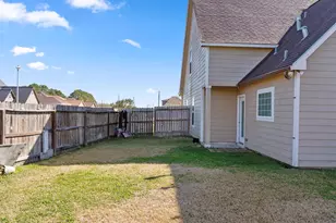 4404 Cardinal Dr, Bay City, TX 77414 - Photo 6