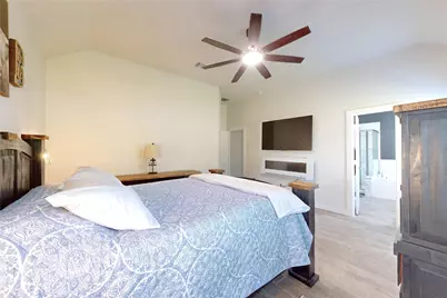 11206 Youngquist Drive, Mont Belvieu, TX 77535 - Photo 16