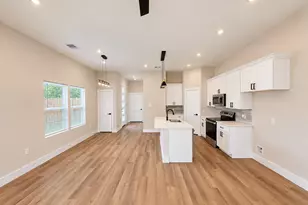 2413 Chew St, Houston, TX 77020 - Photo 10