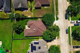 19410 Bear Springs Dr, Katy, TX 77449 - Photo 4