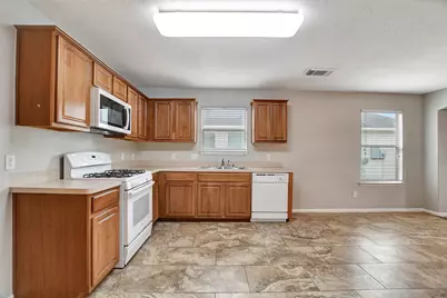 12319 Chute Forest Drive, Houston, TX 77014 - Photo 10