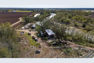 7290 Peach Street, Wharton, TX 77488 - Photo 4