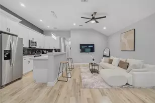 5202 Northridge Dr, Houston, TX 77033 - Photo 10