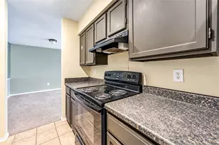 6500 Sands Point Dr, Houston, TX 77074 - Photo 12