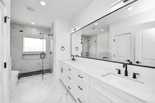 2428 Harrington St, Houston, TX 77026 - Photo 8