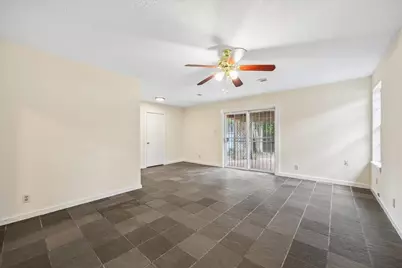 1120 E 7th 1/2 Street, Houston, TX 77009 - Photo 8