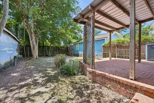 1120 E 7th 1/2 St, Houston, TX 77009 - Photo 18
