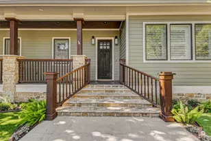 2219 Columbia St, Houston, TX 77008 - Photo 4