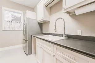 2219 Columbia St, Houston, TX 77008 - Photo 30