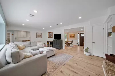 6223 Glenhill Drive, Spring, TX 77389 - Photo 10