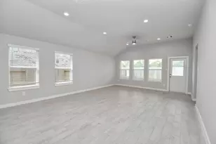 11815 Royal Willow Ln, Houston, TX 77066 - Photo 10