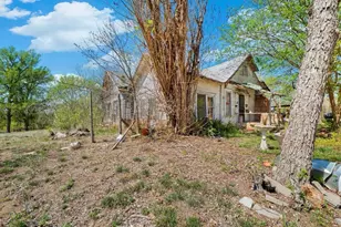 42 S Old Spanish Trail, Uhland, TX 78640 - Photo 2