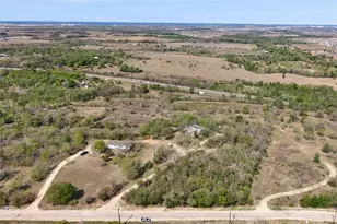 42 S Old Spanish Trail, Uhland, TX 78640 - Photo 36