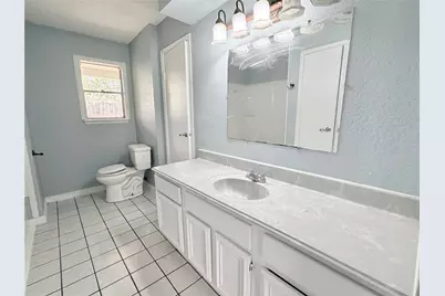2612 4th Avenue N, Texas City, TX 77590 - Photo 10