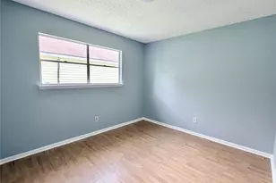 2612 4th Ave N, Texas City, TX 77590 - Photo 8