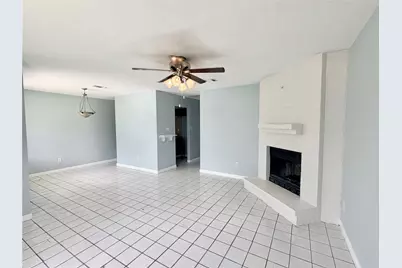 2612 4th Avenue N, Texas City, TX 77590 - Photo 2