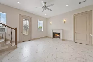721 Doverside St, Houston, TX 77022 - Photo 8