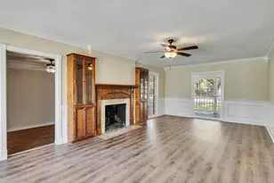 230 9th Ave, Texas City, TX 77590 - Photo 16