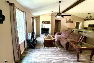 4375 Revere Ln, Vidor, TX 77662 - Photo 10